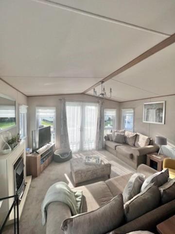 Norfolk Caravan Staycation Pet Friendly Belton with Browston Екстер'єр фото