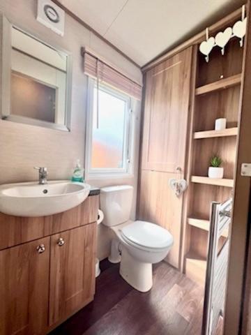 Norfolk Caravan Staycation Pet Friendly Belton with Browston Екстер'єр фото